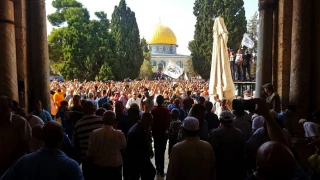 مسجدالاقصی برای نماز جمعه پیروزی آماده شد؛

برگزاری باشکوه نماز جماعت در مسجدالاقصی اثبات ناتوانی صهیونیستها در برابر عظمت قدس+ تصاویر