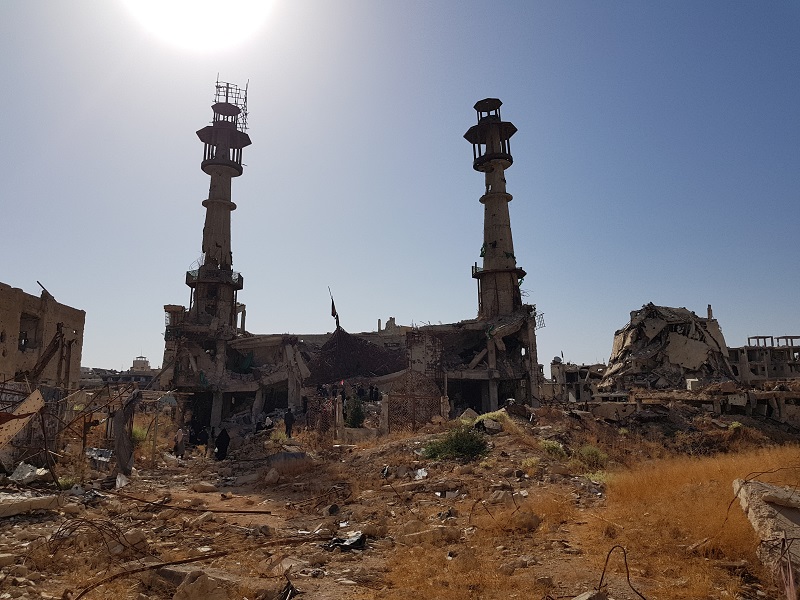 مشاهدات یک شاهد عینی پس از بازگشت به منطقه جنگ زده سوریه؛ «داریا» این روزها چه حال و هوایی دارد چند درخت و دیگر هیچ ویرانه‌هایی تا عمق جان!+ تصاویر 2