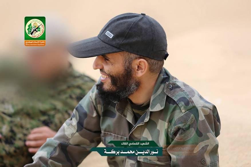 گردان‎های عزالدین قسام تصاویر جدیدی از فرمانده شهید منتشر کرد؛ از نخستین نماز در مسجدالاقصی تا رسیدن به آرزوی شهادت 3