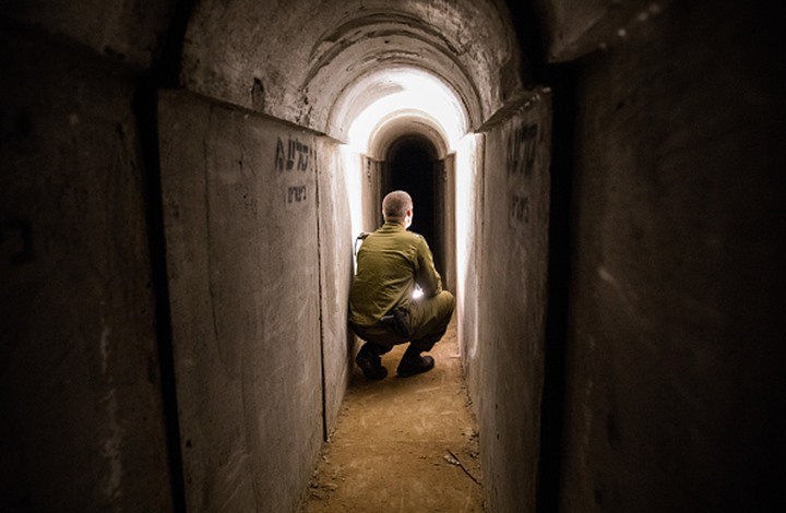 یک ژنرال صهیونیست تاکید کرد:

ترمیم بازدارندگی اسرائیل در گروی تخریب تونل های زیرزمینی حماس است
 2