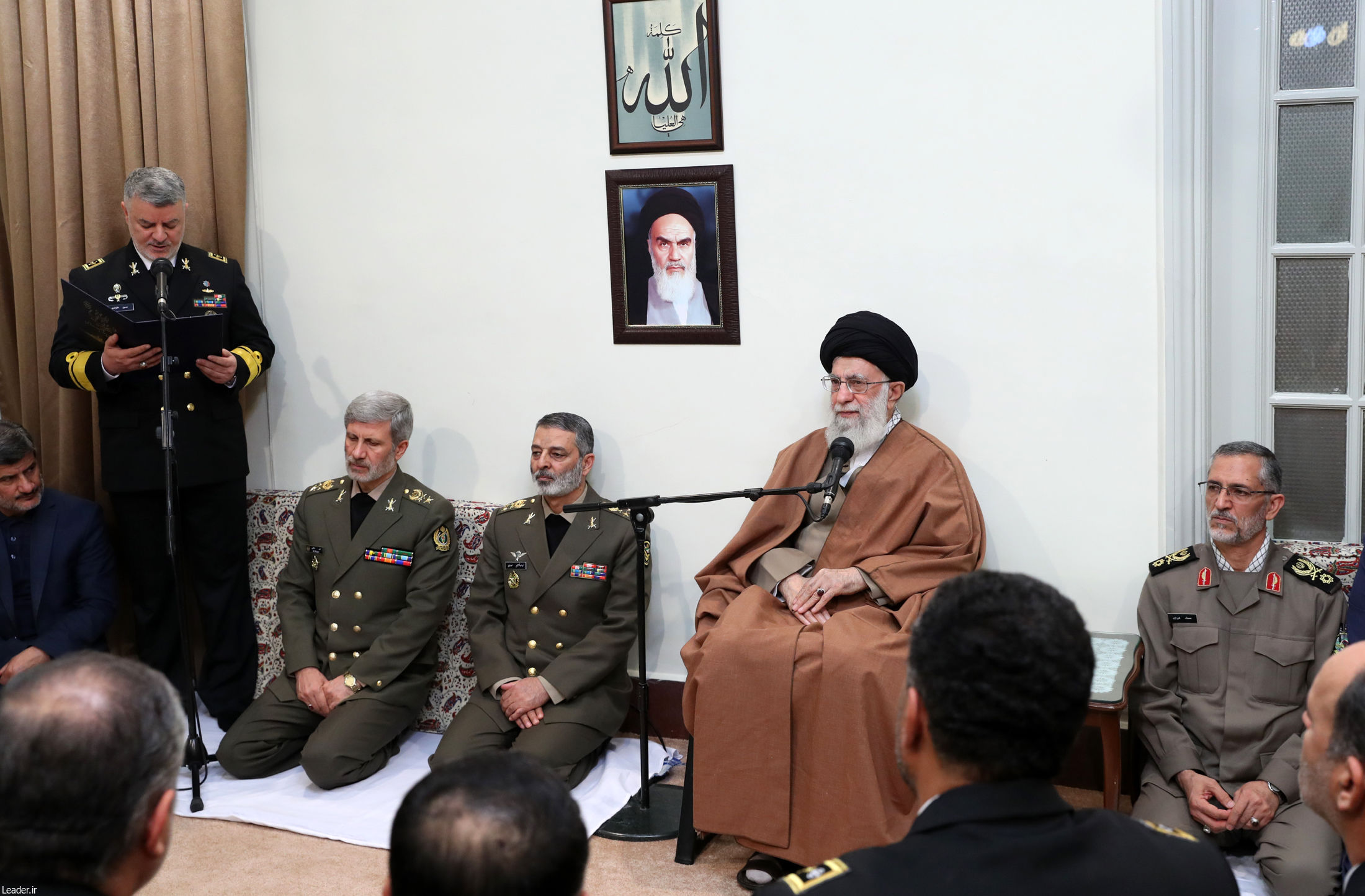 رهبر معظم انقلاب در دیدار فرماندهان نیروی دریایی ارتش:کاری کنید دشمنان حتی جرأت تهدید ملّت ایران را نداشته باشند 4
