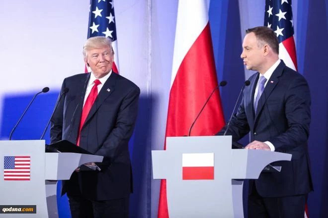 پیش بینی عبدالباری عطوان درباره تحرک جدید ضدایرانی:

کنفرانس لهستان محکوم به شکست است از «کنفرانس دوستان سوریه» که بزرگتر نیستند 2