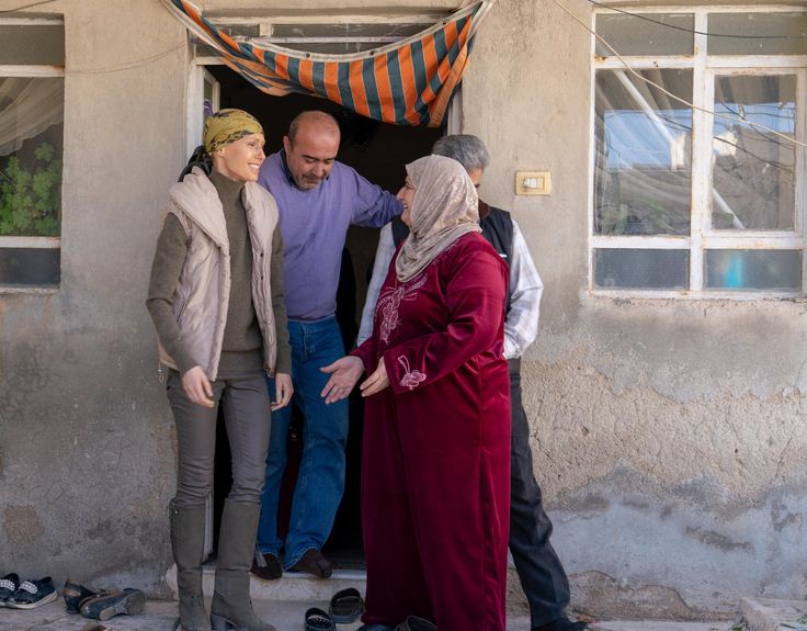 بازدید «اسماء الاسد» از منزل جانباز سوری به روایت تصاویر 9