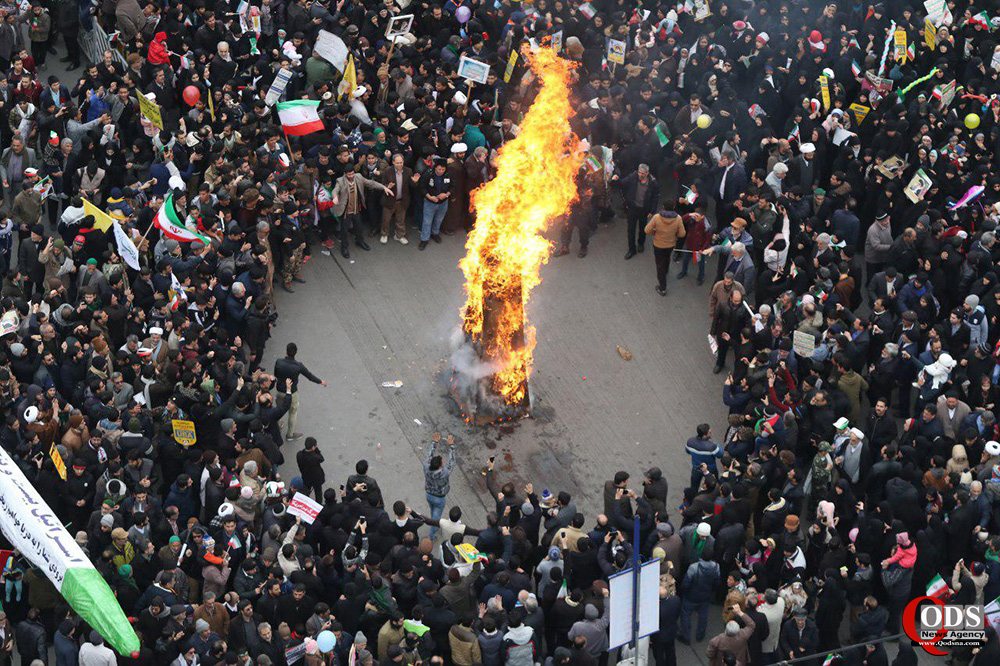 آتش زدن پرچم اسراییل در مشهد و تهران 2