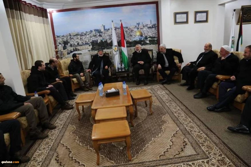 هنیه از قاهره قدردانی کرد؛آزادی هشت فلسطینی از سوی مصر پس از رایزنی های حماس+ تصاویر 7