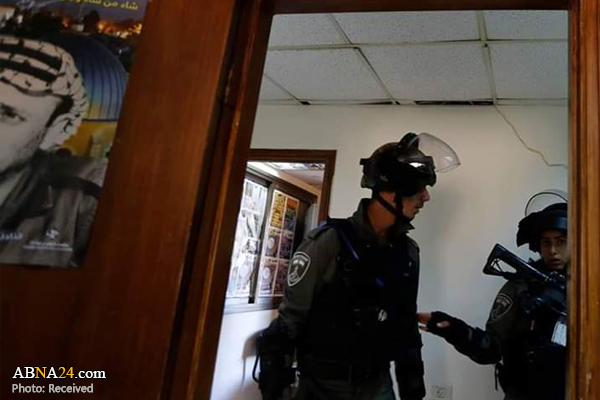 حمله نظامیان اسرائیلی به ساختمان خبرگزاری رسمی فلسطینی + تصاویر 2