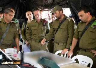رسانه های اسرائیلی اعلام کردند:

آماده باش ارتش اسرائیل در مرزهای جنوبی و تقویت یگان غزه