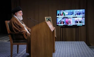 بازتاب سخنرانی رهبر انقلاب به مناسبت روز قدس در رسانههای خارجی؛
القدس العربی: آیت الله خامنه ای فلسطینیان را به انتفاضه ای دیگر فراخواند/ خبرگزاری فرانسه:مبارزه در راه آزادی فلسطین جهاد فی سبیل الله است