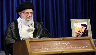 قائد الثورة الإسلامية: الإمام الخميني(رض) أحدث أكبر وأعظم التغييرات علي جميع الأصعدة في عصره