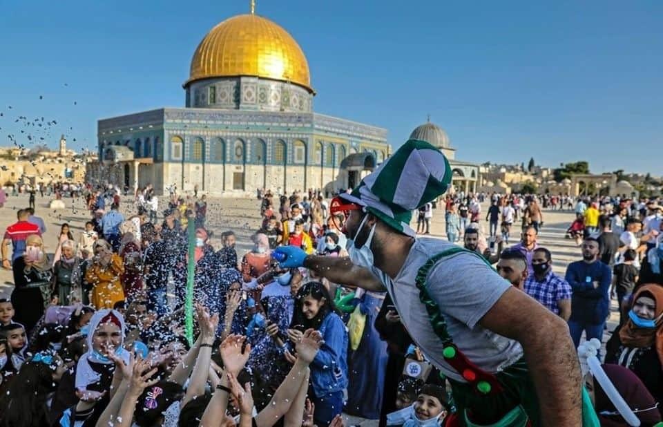 منابع فلسطینی گزارش دادند:برگزاری نماز عید قربان با حضور با شکوه فلسطینی ها در مسجدالاقصی و دیگر شهرها+تصاویر 9