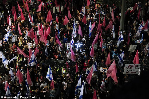 Thousands protest in al-Quds against Netanyahu 2