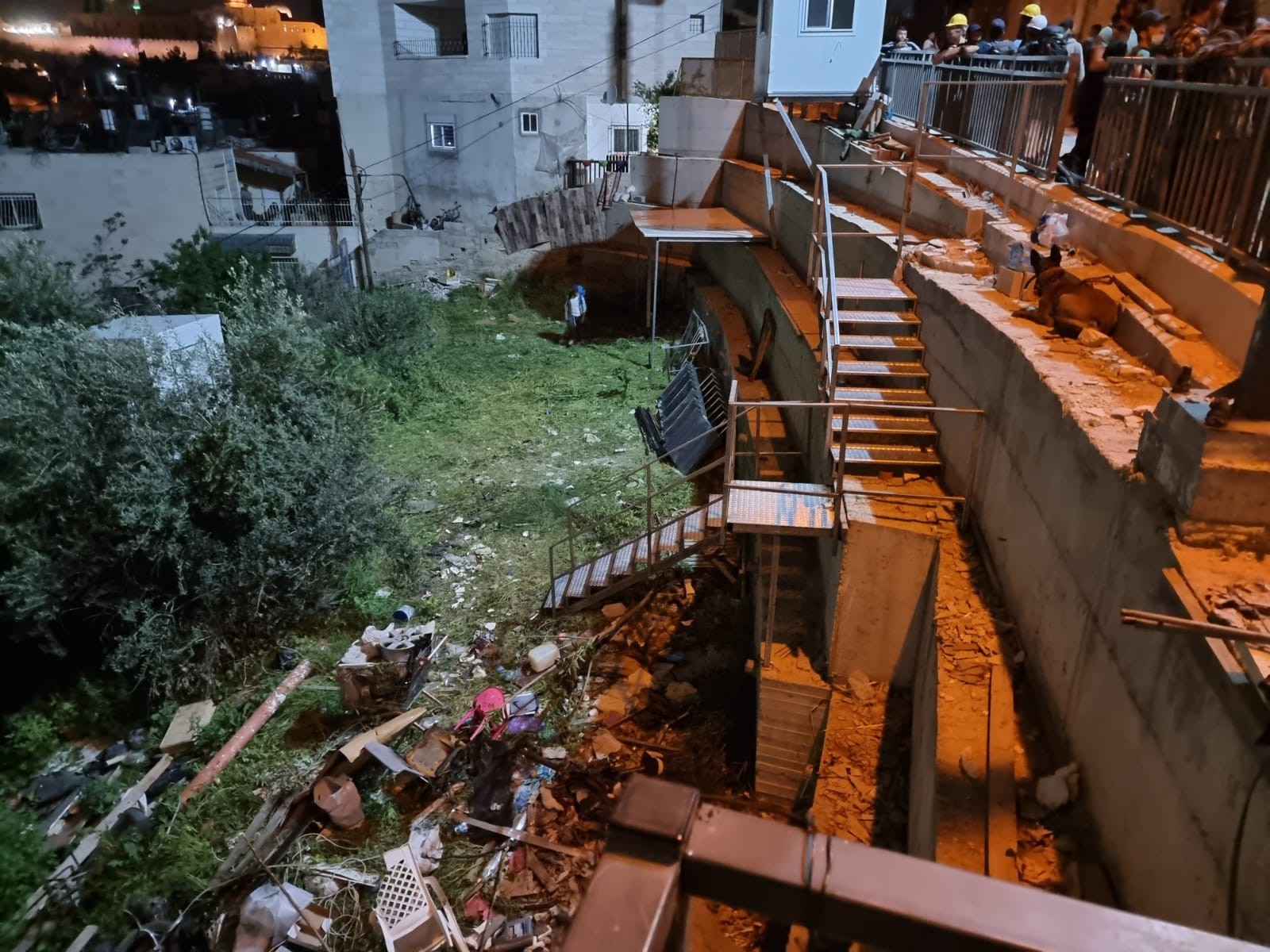 بامداد امروز از سوی شهرک‌نشینان صهیونیست انجام شد؛ مصادره سه ساختمان مسکونی و یک قطعه زمین فلسطینی‌ها در منطقه سلوان قدس (تصاویر) 4
