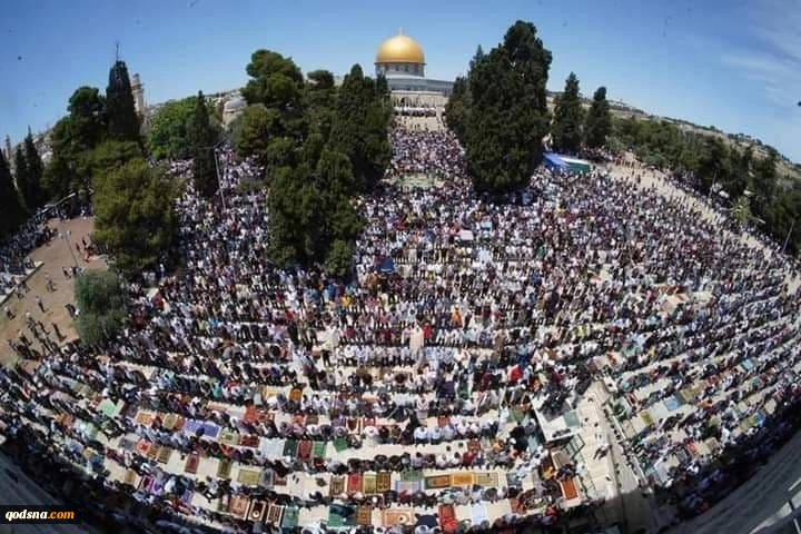 مشارکت 70 هزار فلسطینی در نماز جمعه مسجدالاقصی در روز جهانی قدس (تصویر) 2