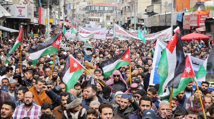 قدسنا گزارش می دهد:پایتخت های اسلامی صحنه حمایت از فلسطین در روز جهانی قدس برگزاری راهپیمایی در بحرین، سوریه، یمن و عراق 3
