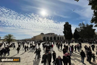 حضور نزدیک به 50 هزار فلسطینی در نماز جمعه مسجد الاقصی + عکس