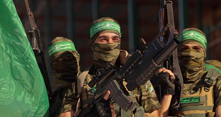 رادیو ارتش رژیم صهیونیستی:

حماس برای غافلگیر کردن اسرائیل در نبرد آینده آماده می شود