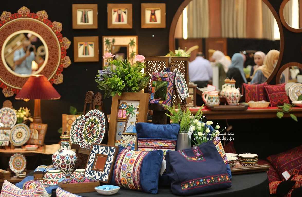 فلسطین از نگاهی دیگر؛ نمایشگاه تولیدات صنایع دستی جوانان کم‌شنوا در نوارغزه