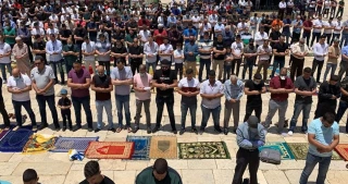 اقامه 70 هزار نفری نماز جمعه در مسجدالاقصی