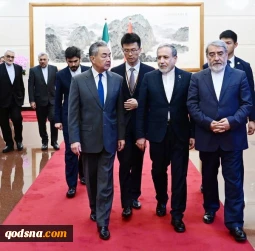 در دیدار با وزیر خارجه چین مطرح شد؛ عراقچی: از راه‌حل‌های دیپلماتیک که حقوق ملت ایران را تأمین کند، استقبال می‌کنیم