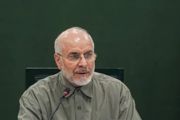 پاسخ رئیس مجلس به مواضع سبک‌سرانه‌ رئیس‌جمهور آمریکا؛ بچرخ تا بچرخیم! | پاسخ به هرگونه تعدی و ماجراجویی پشیمان‌کننده و سریع خواهد بود | ...