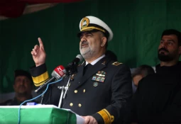 دریادار ایرانی: قدرت دریایی ایران بزرگ اسلامی، اقتداری مسئولانه برای پاسداری از ثبات و امنیت کشتیرانی منطقه است