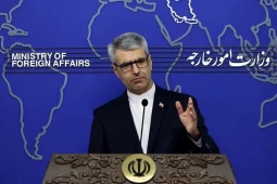 در نشست خبری هفتگی سخنگوی وزارت‌خارجه مطرح شد؛ بقائی : هم‌زمان که از دیپلماسی سخن می‌گوییم، هوشیار و مقتدر و آماده دفع هرگونه تهدیدی ...
