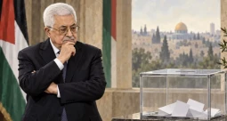 کارشناس فلسطینی در باره تعویق انتخابات فلسطین: ابومازن منتظر نتایج انتخابات رژیم صهیونیستی است