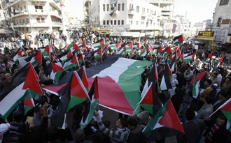 تظاهرات فلسطینیان وفعالان بین المللی ضدشهرک سازی