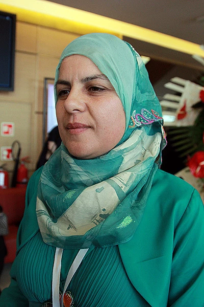 هوشیاری زنان مسلمان در مقابل دشمنان