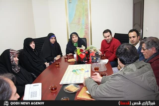 بازدید شاعران پریسکه سرا از خبرگزاری قدس