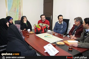 بازدید شاعران پریسکه سرا از خبرگزاری قدس