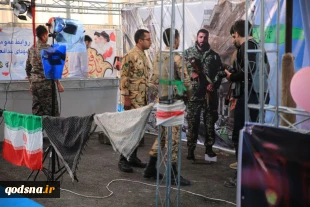 برپایی نمایشگاه مدافعان حرم در سی امین نمایشگاه کتاب 16