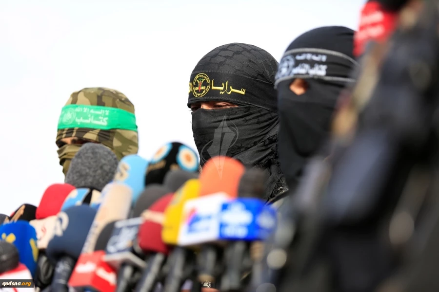 الأذرع العسكرية لفصائل المقاومة الفلسطينية خلال مؤتمر صحفي في غزة

 3