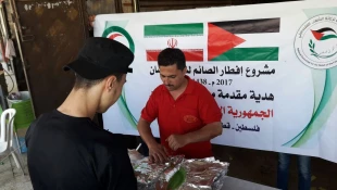 به همراه تصاویر/

قدردانی مردم غزه از ایران به علت حمایت از مقاومت ملت فلسطین 2