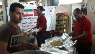 به همراه تصاویر/

قدردانی مردم غزه از ایران به علت حمایت از مقاومت ملت فلسطین 5