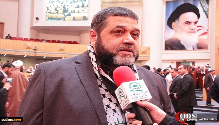 عضو المکتب السیاسی لحرکة حماس لـ«قدسنا»:

انتصار المقاومة فی غزة هو نصر لإیران وحزب الله والمقاومة الإسلامیة بأسرها
 2