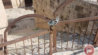 Israeli forces attack worshipers, reseal al-Aqsa Mosque gate