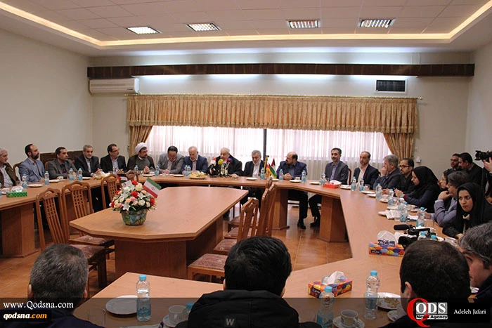 در مراسم چهلمین سالگرد تسخیر سفارت اسرائیل عنوان شد؛

صلاح الزواوی: من سفیر فلسطین نیستم، رهبر انقلاب نماینده واقعی فلسطین هستند/ شیخ الاسلام : پیروزی انقلاب اسلامی در واقع پیروزی راه حل فلسطینی‌ها بود 2