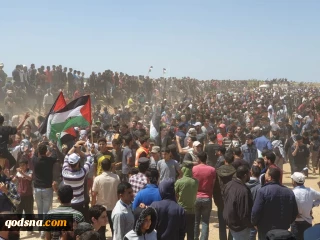 مشارکت پرشور مردم فلسطین در راهپیمایی بازگشت؛ زخمی شدن 65 فلسطینی در حمله اشغالگران