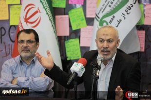 نشست تخصصی فلسطین در گرانیگاه ظهور در فرهنگ مهدویت در غرفه جمعیت دفاع از ملت فلسطین در نمایشگاه قران :

ناصر ابوشریف : فلسطین یک سرزمین جغرافیایی صرف نیست ، یک مکان مقدس است / حق تمامی ادیان بر قدس یک حق  دینی است نه جغرافیایی وحاکمیتی /رویوران : نامگذا