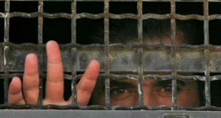 گزارشی از وضعیت اسیران دربند اشغالگران؛

بازداشت 2800 فلسطینی در شش ماهه نخست 2019/ ادامه اعتصاب غذای 7  اسیر و تشدید اقدامات انتقامجویانه رژیم صهیونیستی