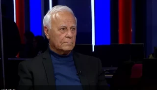 مقام ارشد دستگاه جاسوسی رژیم صهیونیستی؛

تزافریر: بالاگرفتن تنش ها میان امریکا و ایران به نابودی اسرائیل منجر می شود