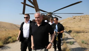 پافشاری کارشناسان صهیونیستی بر اشغال اراضی اردن؛

اسرائیل الیوم: بایستی تا پیش از برگزاری انتخابات لایحه الحاق دره اردن را به کنست ارائه دهیم 2