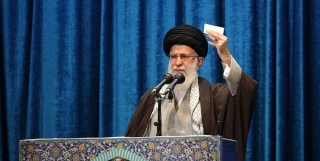 قائد الثورة: قائد الثورة: الضربة الصاروخية للقاعدة الاميركية كانت ضربة لهيبة اميركا