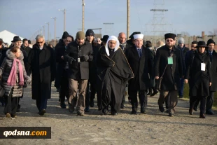 علنی شدن گامهای رژیم سعودی برای عادی سازی روابط با اشغالگران قدس/ دعای هیئت سعودی برای یهودیان در محل اردوگاه ادعایی هولوکاست+تصاویر 2