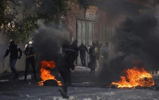 جنبش مقاومت اسلامی حماس در واکنش به خشم ملت فلسطین؛

فلسطینیان یک انقلاب ماندگار را رقم خواهند زد/ پرده های وهم و خیال صهیونیست ها برای اجرایی کردن معامله قرن زدوده شد 2