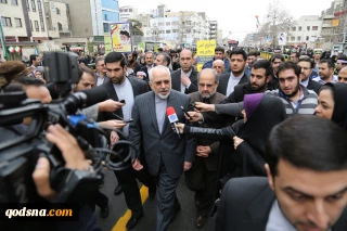 محمد جواد ظریف در راهپیمایی یوم الله 22 بهمن
