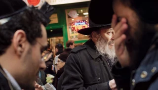 یهودیان فرانسوی مخالفتشان را با رژیم اشغالگر نشان دادند

اعتراض 50 نهاد و شخصیت بارز یهودی فرانسه به طرح اشغالی نتانیاهو