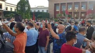 آخرین اخبار و واکنش ها به عادی سازی روابط کشورهای عربی و اسرائیل

 4