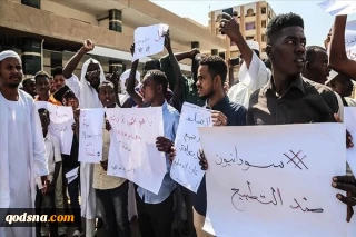 یک سیاستمدار سابق سودانی:

عادی سازی روابط با اسرائیل سرعت غافلگیر کننده ای دارد/سودان در نهایت با اسرائیل صلح می کند